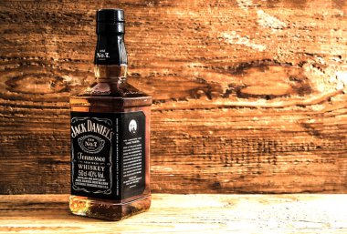 Şişe Jack Daniels'ın