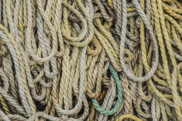 Yellow and green ropes — Stock Photo, Image