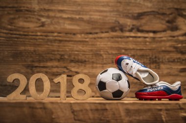 Futbol topu ve bot ile üç renkli
