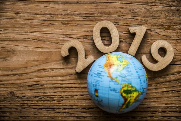 mutlu yeni yıl kartı ile dünya 