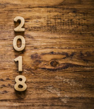  ahşap masa arka plan üzerinde sayı.