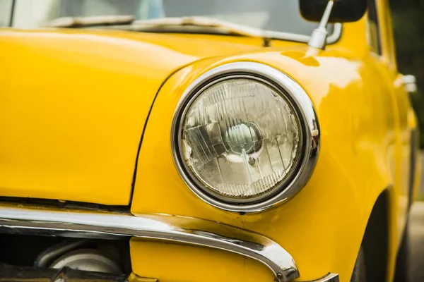 Headlight of classic vintage taxi — Stock Photo, Image