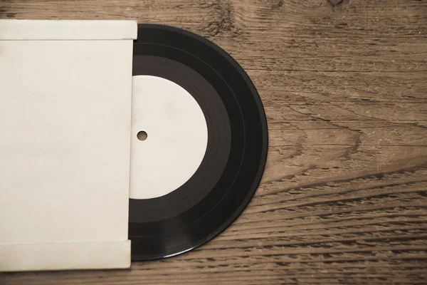 Чёрная виниловая пластинка — стоковое фото