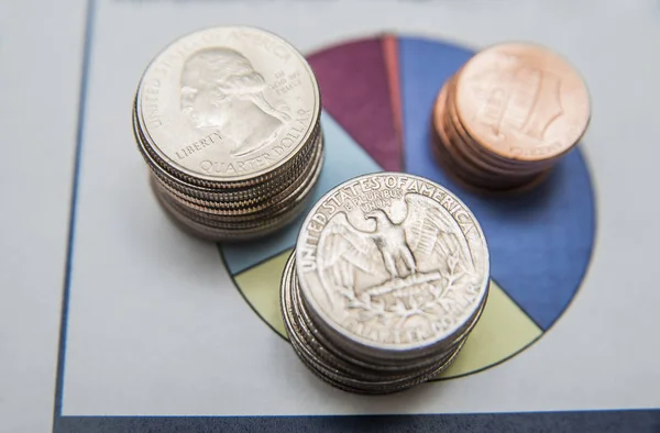 Tři zásobníky centů — Stock fotografie