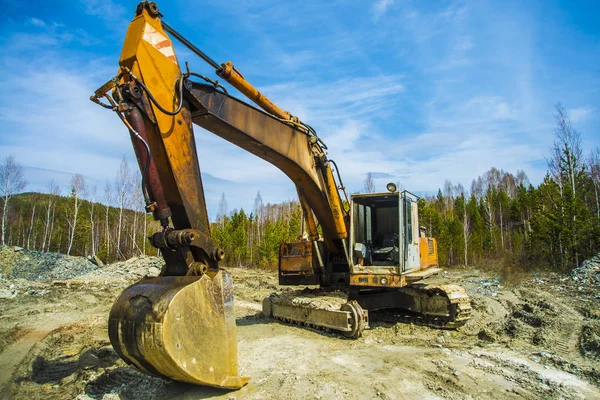 Abandoned old Excavator — Stock Photo, Image