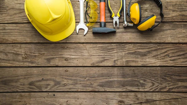 Raccolta di utensili da lavoro manuali — Foto Stock