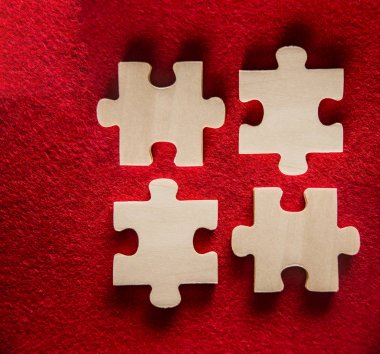 ahşap puzzle parçaları 