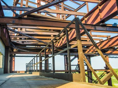 modern çerçeve metal konstrüksiyon 