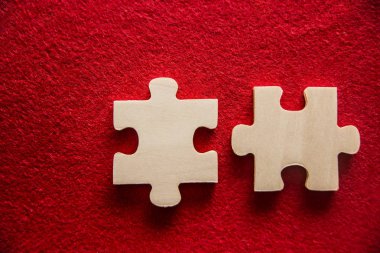 ahşap puzzle parçaları 