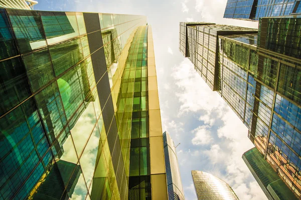 Moskova şehir içinde gökdelenler 