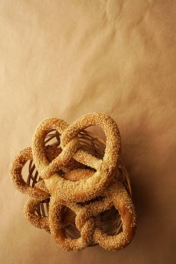 Simit kahverengi Kraft kağıt üzerinde 