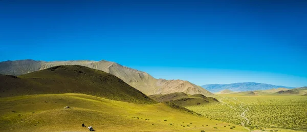 Panoramautsikt över bergslandskap. — Stockfoto