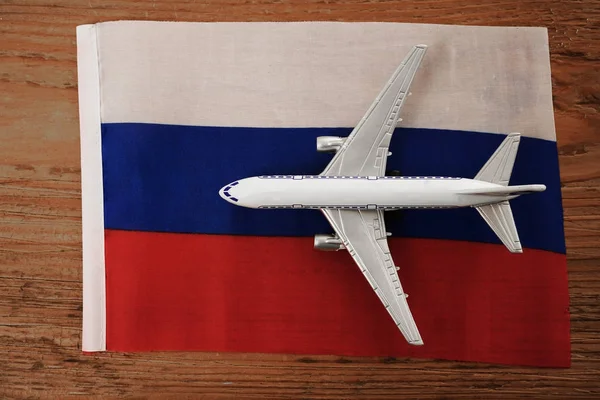 Aeronaves contra o fundo da bandeira russa — Fotografia de Stock