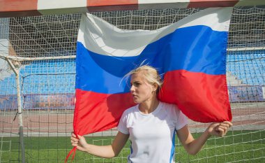 ulusal bayrak ile futbol fan 