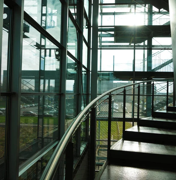 Escalera Cristal Moderna Para Caminar Personas Linz Austria Escalera Caracol — Foto de Stock