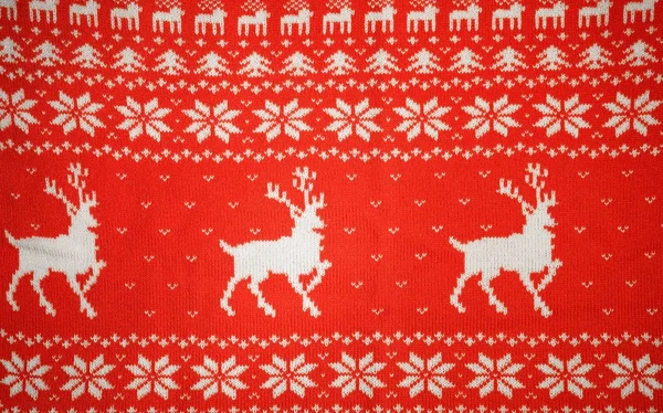 Рождественский орнамент: свитер с оленем — стоковое фото