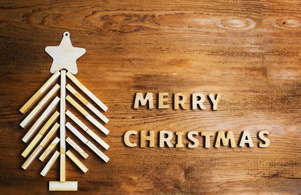 Ξύλινο Χριστουγεννιάτικο Δέντρο Έκανε Frome Πολλά Τεμάχια Ξύλου Και Καλά — Φωτογραφία Αρχείου