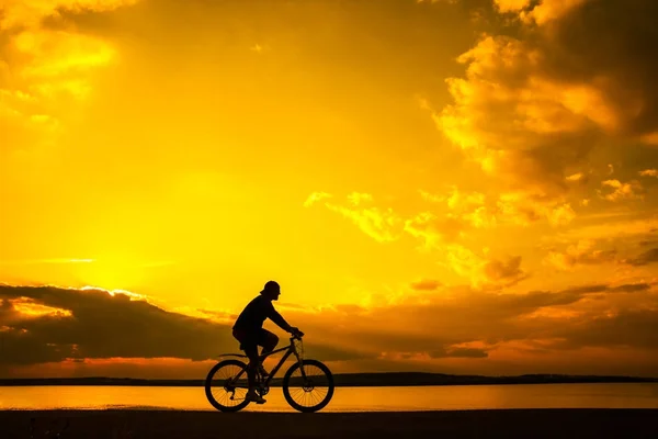 Silhouette Young Man Cyclist Sunset — Stock Photo, Image