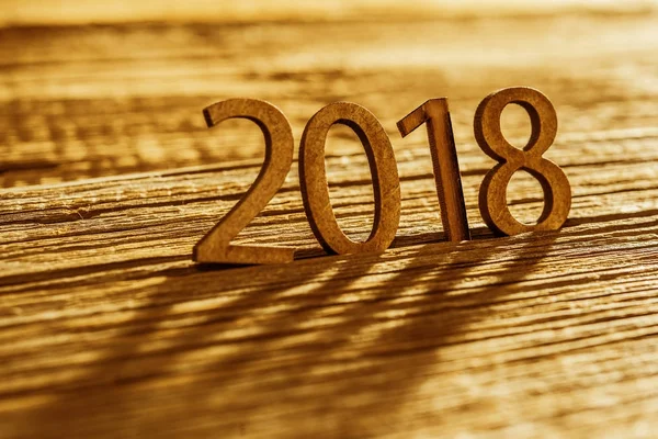 Feliz Año Nuevo 2018 Tarjeta Número Madera Sobre Fondo Tabla —  Fotos de Stock