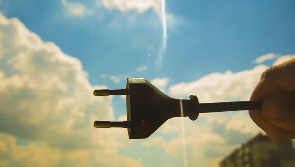 Tema Simbólico Energía Solar Que Muestra Sol Cielo Con Mano —  Fotos de Stock