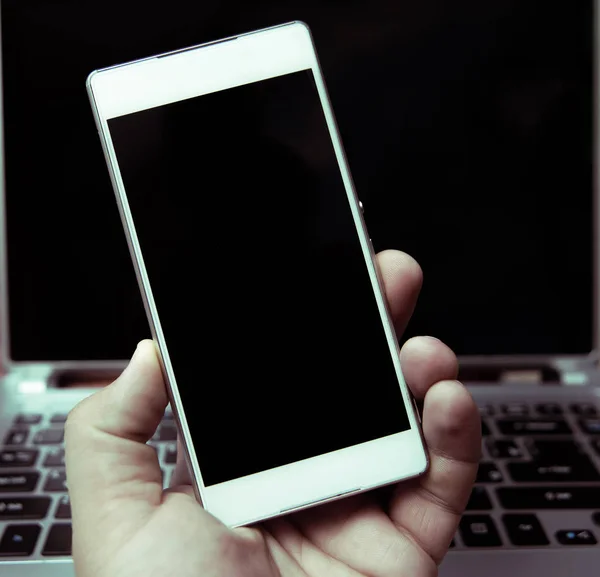 Feche Telefone Celular Mão Homem Negócios Close Jovem Usando Smartphone — Fotografia de Stock