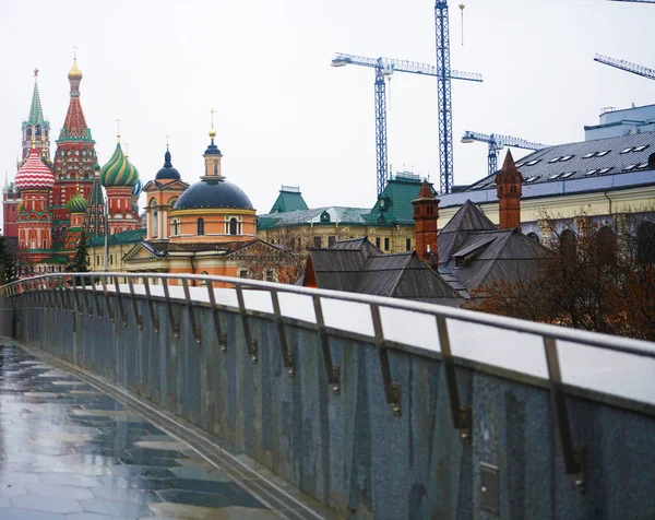 Moscow Russia December 2017 Moscow City Kremlin Rain Kremlin Saint — Stock Photo, Image