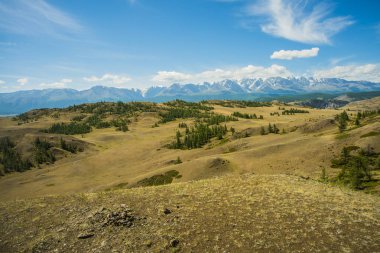 Doğal görünümü dağların üzerinde yağmur sonra. doğa arka plan
