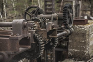 Eski paslı Dişliler, makine parçaları. Paslı metal SMM 