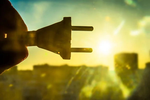 Symbolische Zonne Energie Thema Waarin Zon Hemel Met Menselijke Hand — Stockfoto