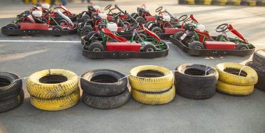 Makine başlamadan önce - arabaları carting