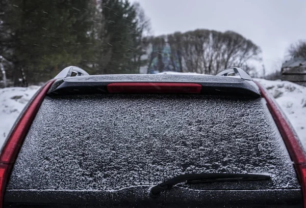 Kış Donmuş Arka Araba Penceresi Dondurucu Buzlu Cam Arka Plan — Stok fotoğraf