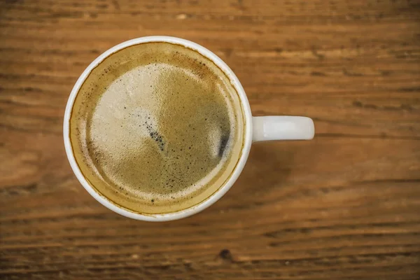 Tasse Schwarzen Natürlichen Kaffee Auf Holztischhintergrund Draufsicht Leerer Kopierraum Für — Stockfoto