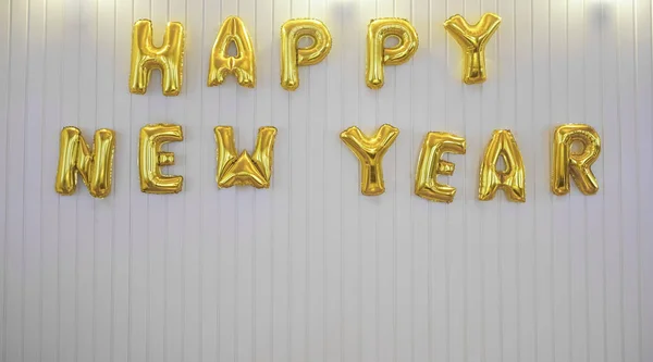 Woord Gelukkig Nieuwjaar Het Engels Alfabet Van Gele Gouden Ballonnen — Stockfoto