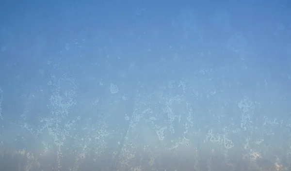 冬天的冰霜冰冻的背景 玻璃窗结霜质感 圣诞新鲜 新年背景 — 图库照片