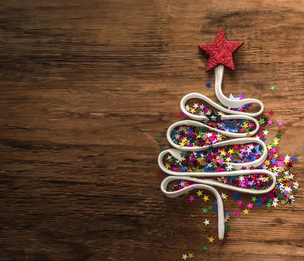 Kerstboom Van Een Veel Kleurrijke Confetti Kantpatroon Vintage Stijl Houten — Stockfoto
