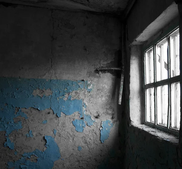 Old Abandoned Dark Grunge Window — Stock Photo, Image