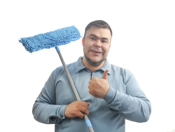 Ευτυχισμένος Άντρας Που Κρατάει Σφουγγαρίστρες Για Καθάρισμα Μεσήλικας Καθαριστής Καθαριστικό — Φωτογραφία Αρχείου