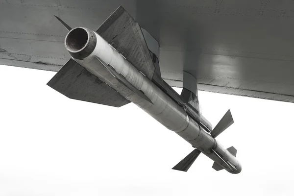 Misil Combate Bajo Ala Del Primer Plano Del Avión Aislado — Foto de Stock