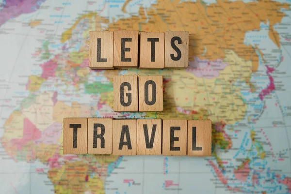 Lets Travel Reiseabenteuer Konzept Gefiltertes Bild Mit Verschwommener Karte — Stockfoto