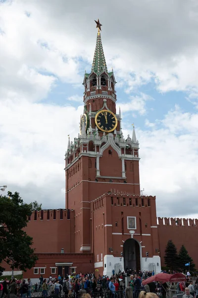 MOSCOW - AUGUST 2019. Street of city. the Red Square — Stock Photo, Image