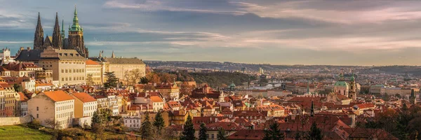 Fisherman Enjoying His Hobby Small Traditional Vintage Boat River Vltava — Stock Photo, Image