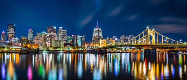 Panorama centrum panoramę Pittsburgh — Zdjęcie stockowe