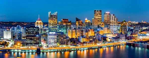 Pittsburgh panorama del centro — Foto Stock