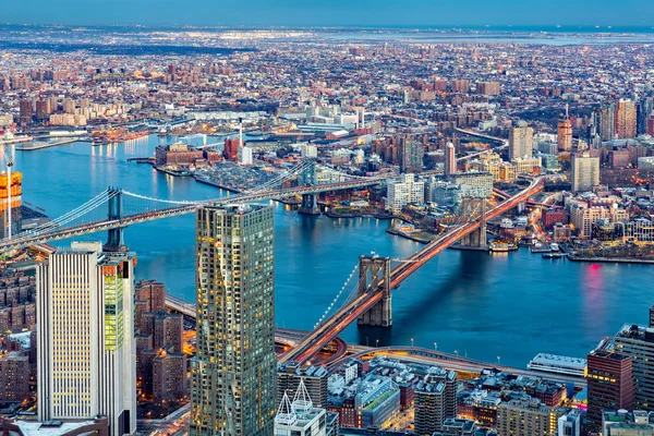 Puentes de Brooklyn y Manhattan — Foto de Stock