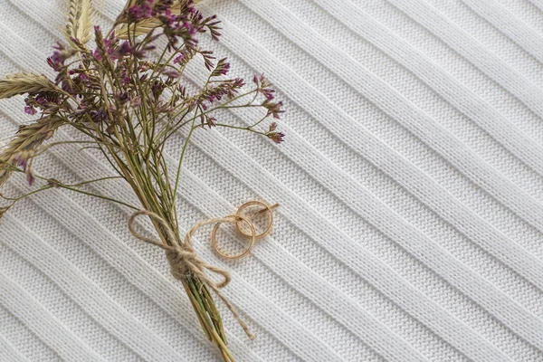 İki alyans ile kavram arka plan