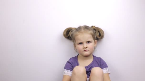 Unhappy and sad young girl — Stock Video