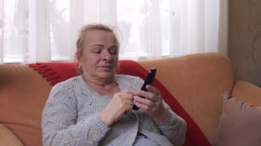 Telefon ve o zaman söz numaranın kadın kıdemli