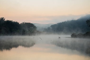 Puslu Nehri üzerinde