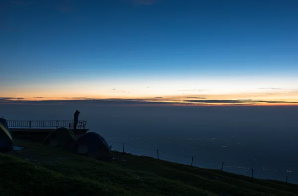 Güneşin doğuşunu tekrar