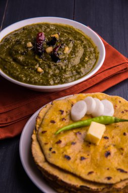 makki di roti ve sarso ka saag, ünlü Kuzey Hint yemekleri